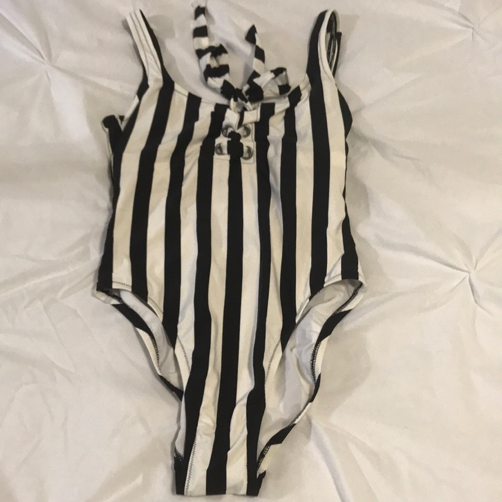 One piece bathing suit